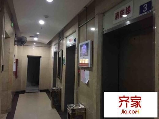 金钟大厦外景图