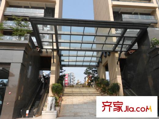 恒裕滨城配套图旁边楼盘绿海湾大门