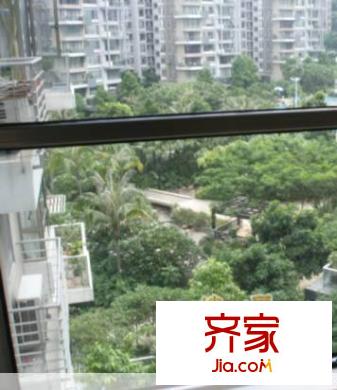 深蓝季节外景图