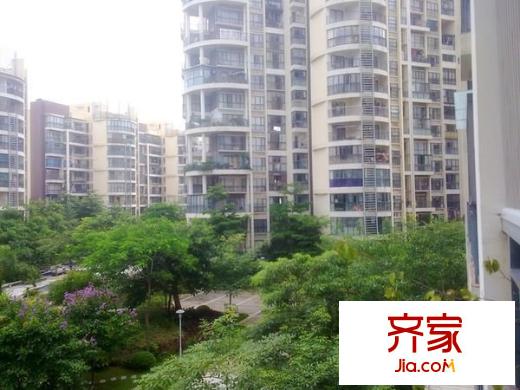 左庭右院外景图