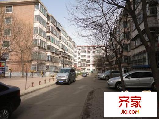 龍騰小區(qū)外景圖 