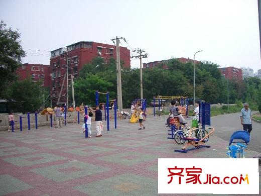西罗园四区配套图体育场
