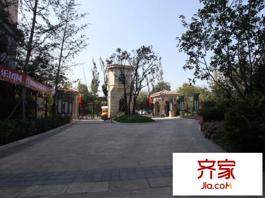 K2清水湾别墅实景图小区2013.05