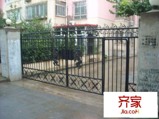龙兴园中区外景图门
