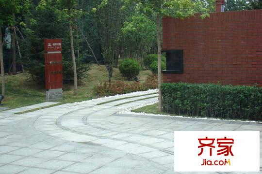 中国铁建国际花园小区201504