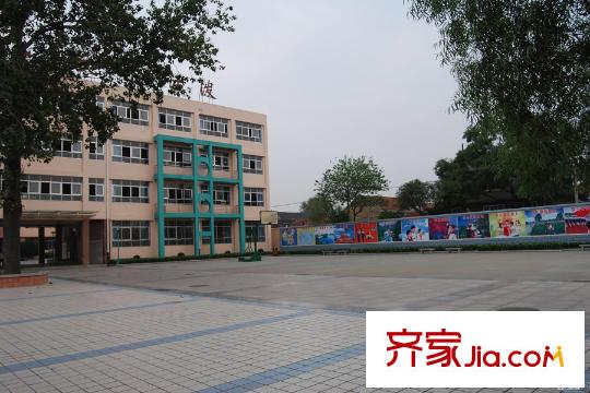 祥泰永嶗山二路以東、藍(lán)岙路以南地塊周邊配套之小學(xué)