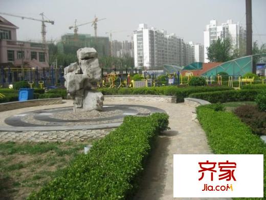河畔丽景外景图