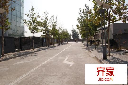 果岭小镇外景图果岭绿墅实景图