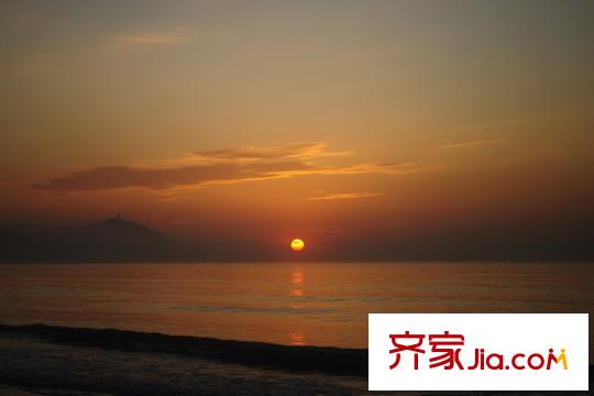 逸景灣周邊配套之金沙灘