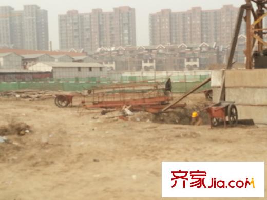 融科钧廷周边-幼儿园建设中