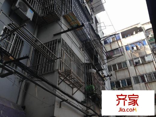 登隆巷小區(qū)外景圖