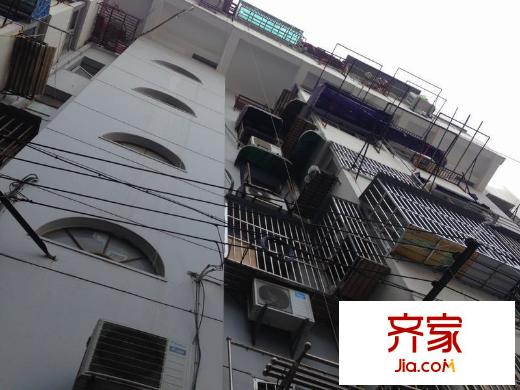 登隆巷小區(qū)外景圖