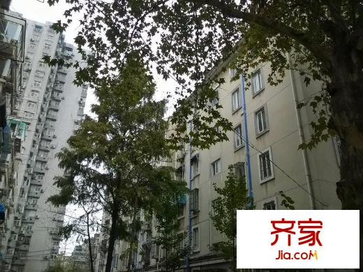 建工學(xué)院宿舍外景圖