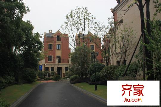 保集瀾灣紅墅小區(qū)道路（2015.9）
