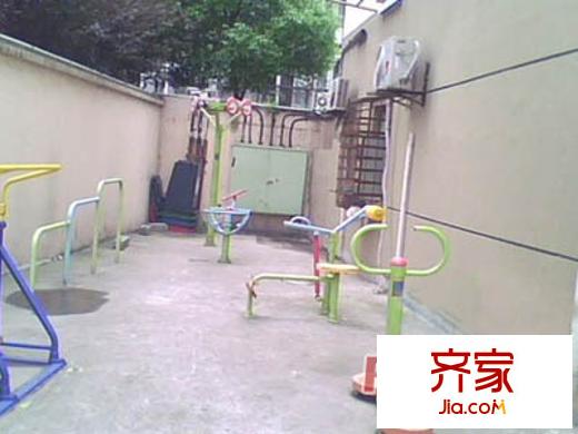 凌四小區(qū)外景圖上海  