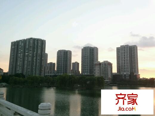 百家湖花園米蘭城外景圖