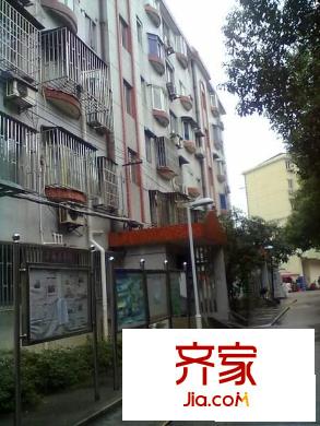 金楊路750弄小區(qū)外景圖金楊路750弄 