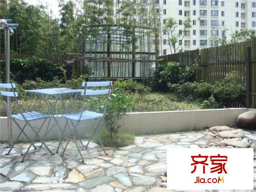 荣盛名邸外景图