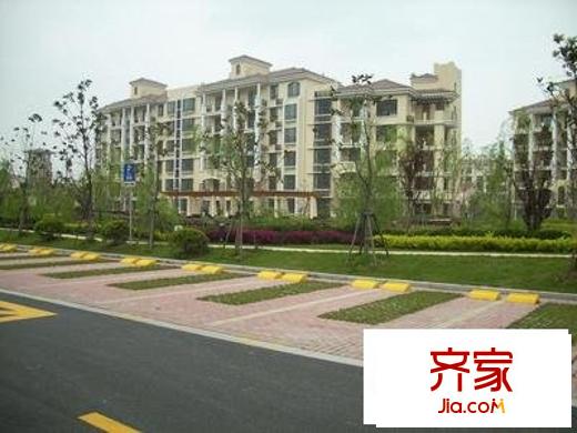 金丰蓝庭外景图