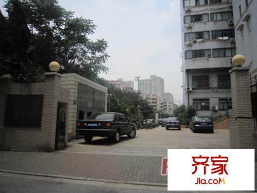 南山大樓外景圖