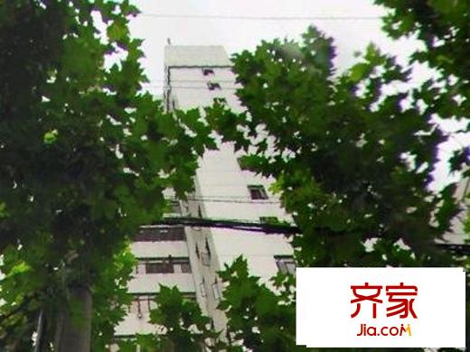 東建大樓
