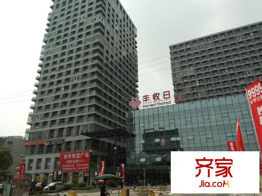 底特律财富天地公寓外景图(2014-06)