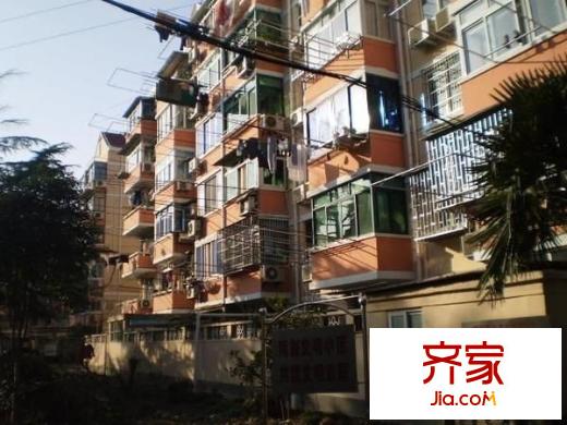 上煉三村外景圖 