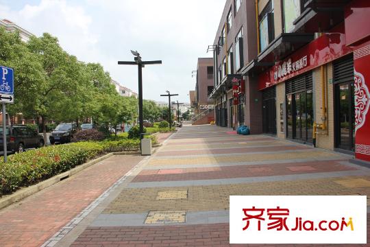 同濟東時區(qū)周邊商業(yè)廣場