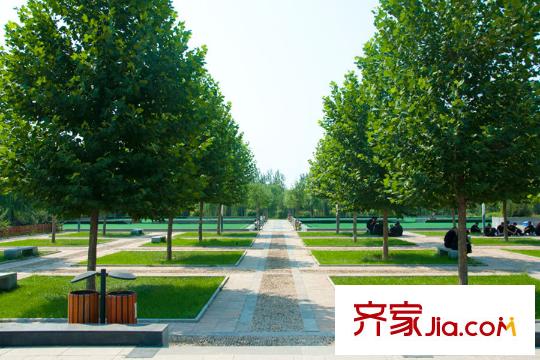 汤泉墅周边-南宫体育公园