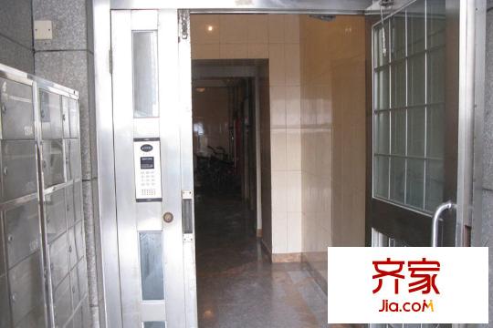 前门金霖府单元门2015.5