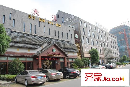萬科江灣府向北約300米舟宿夜江