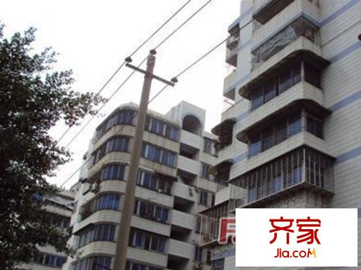 高湖集團(tuán)綜合大樓外景圖  
