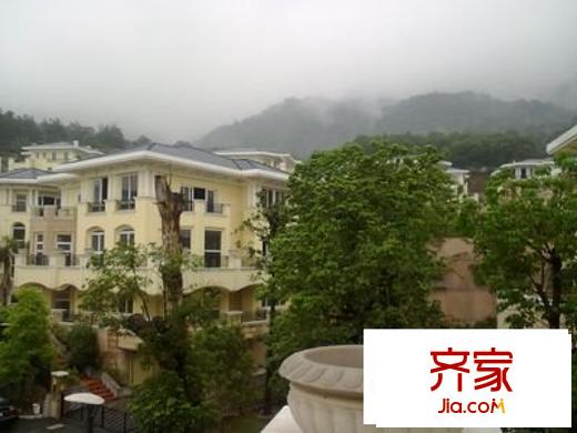 寶隆沁園春外景圖 