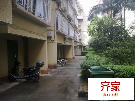 省防疫站單位宿舍外景圖 