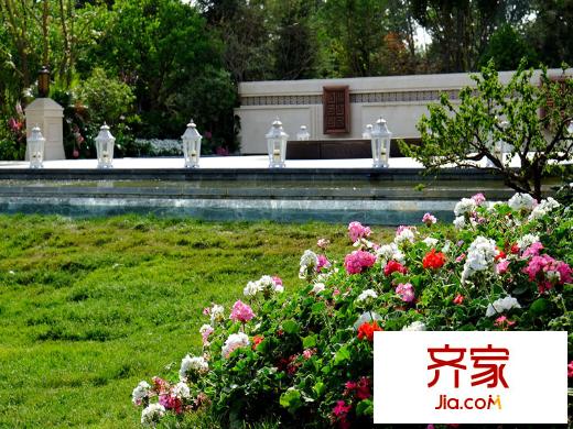 龙湖双珑原著售楼处绿化2013.5