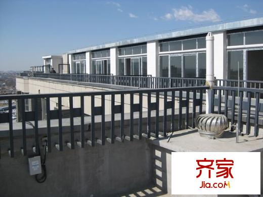 京泰自主城外景图