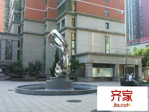 时代芳群外景图雕塑
