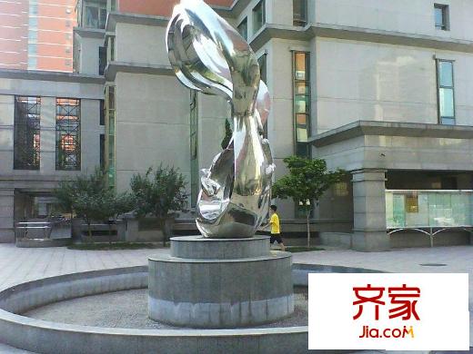 时代芳群外景图雕塑