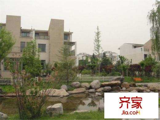 美林香槟小镇外景图