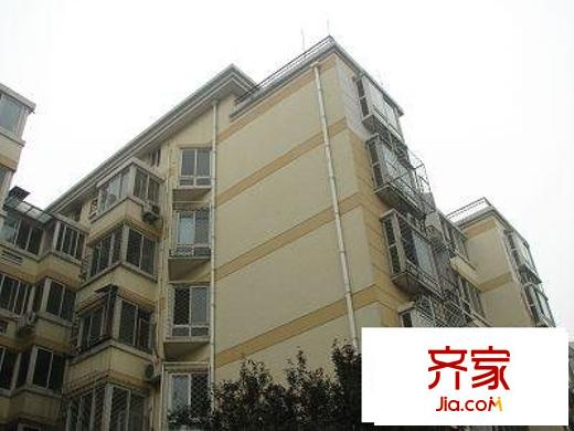 華龍?jiān)吠饩皥D近景外拍