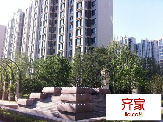 鸿坤理想城外景图