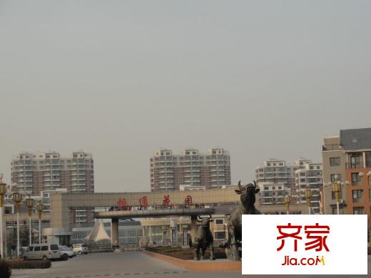 星海灣三期外景圖周邊恒通花園小區(qū)