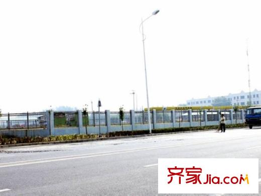 会展誉景周边配套―公路