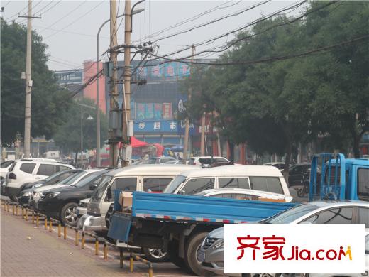 荷花盛世二期項目附近荷花坑市場