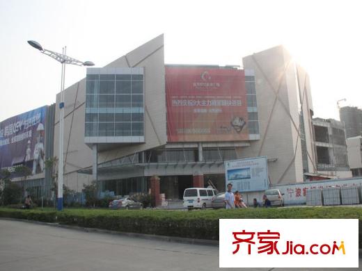 黃山豪庭周邊東側(cè)富邦世紀(jì)商業(yè)廣場(chǎng)