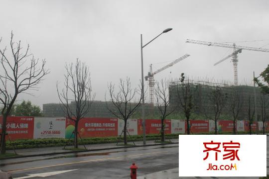 萬科云鷺灣溪上建設(shè)進度（2015.7.8）