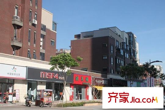 香河灣西南側(cè)約1.3公里保億生活廣場商業(yè)街