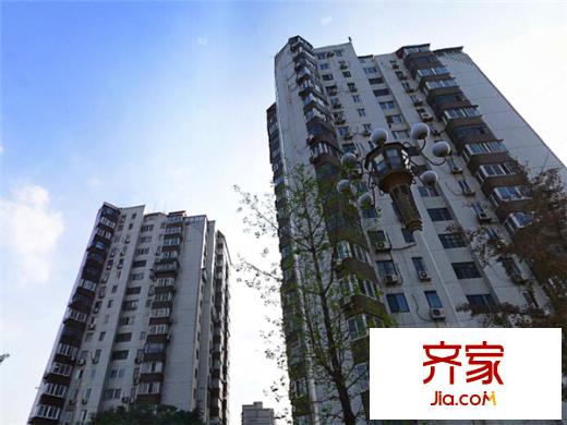 供電樓高層外景圖 