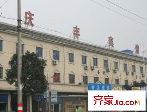 金色瓏庭周邊配套