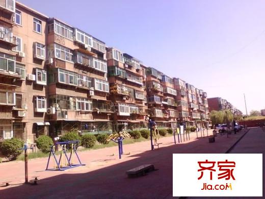 西站鐵路樓外景圖 